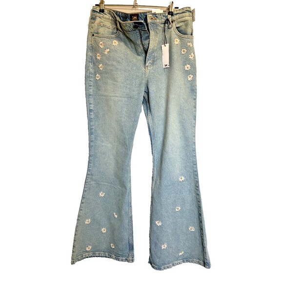 LEE Daisy 32M x 32L High Rise Flared Leg Light Wash Jeans boho 70s bell bottoms - Picture 6 of 10